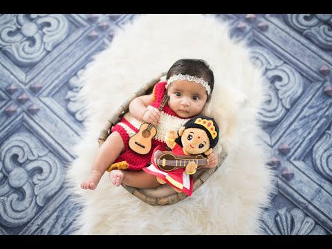 Saraswati Devi (Mini 7") Mantra Singing Plush Toy