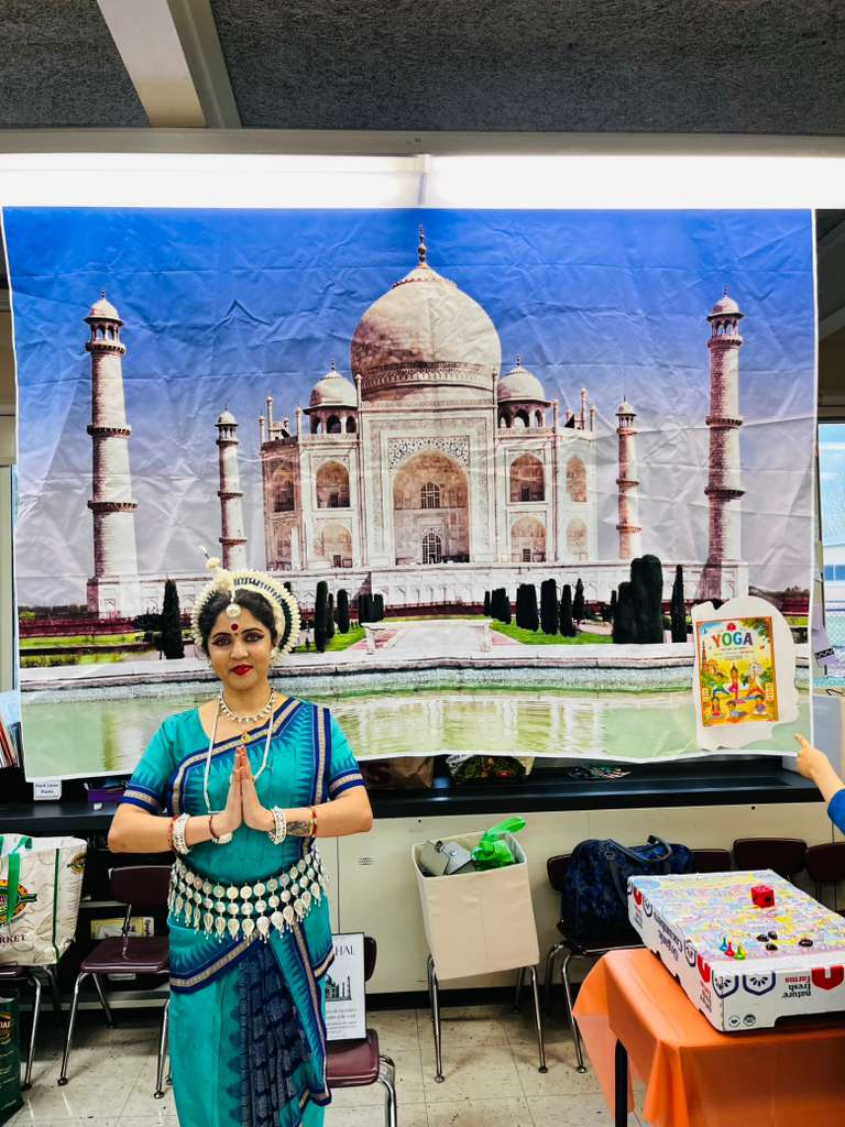 How to Host a Country Room for India at Your School's International Night